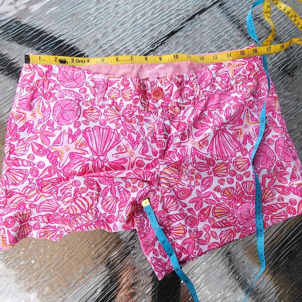 Lilly Pulitzer Womens Size 8 Shorts Pink & White colors